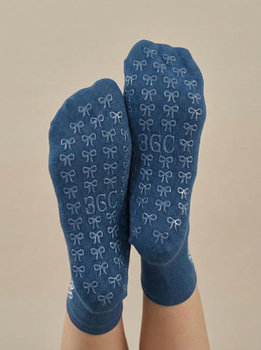 The Club Crew Grippies